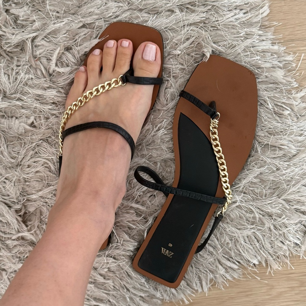 Zara sandals size 9.5